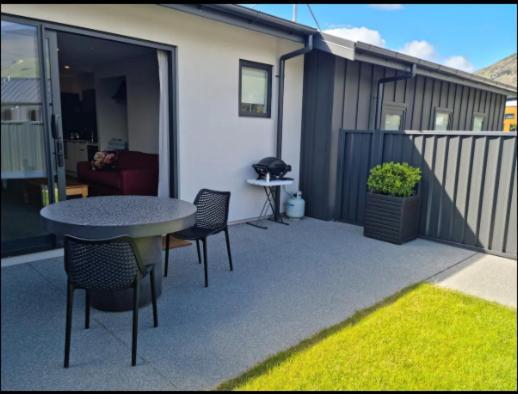 Guest House On Sapphire Wanaka Exterior foto